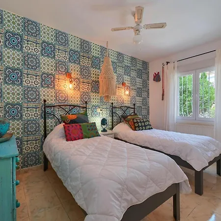 Elegant With Pool * 베니싸