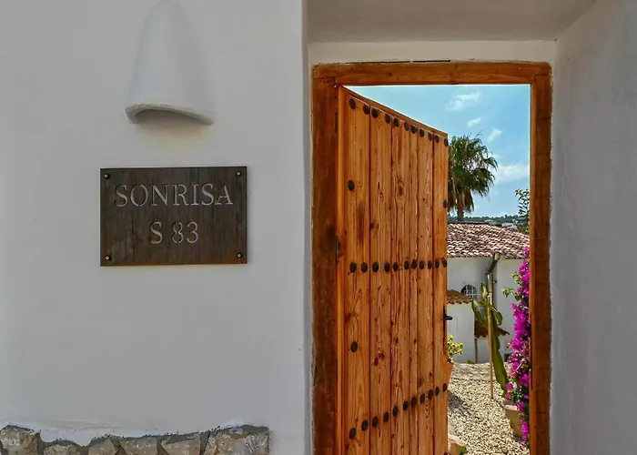 Elegant With Pool Benissa