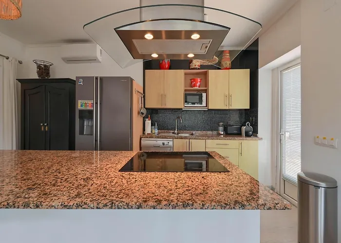 Elegant With Pool Benissa