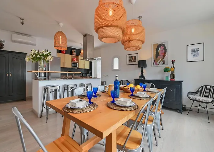 Elegant With Pool Benissa