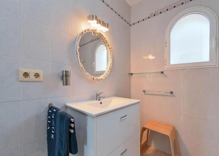 Elegant With Pool Villa *