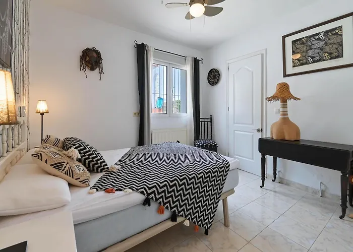 Elegant With Pool Villa Benissa